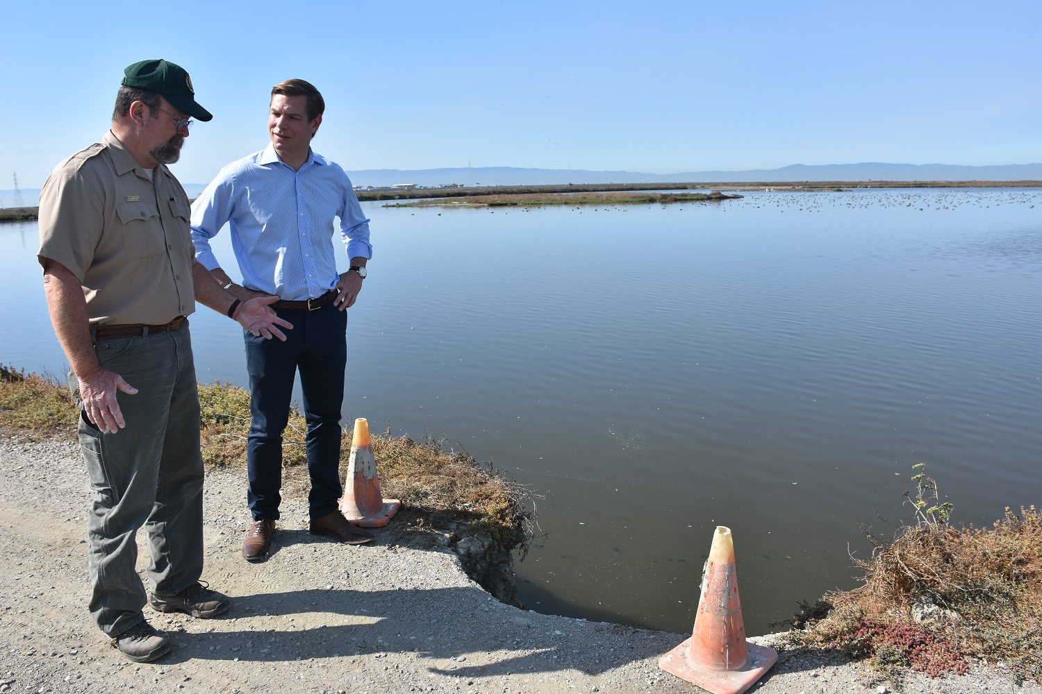 Rep. Swalwell at Hayward Regional Shoreline 9  19  2016